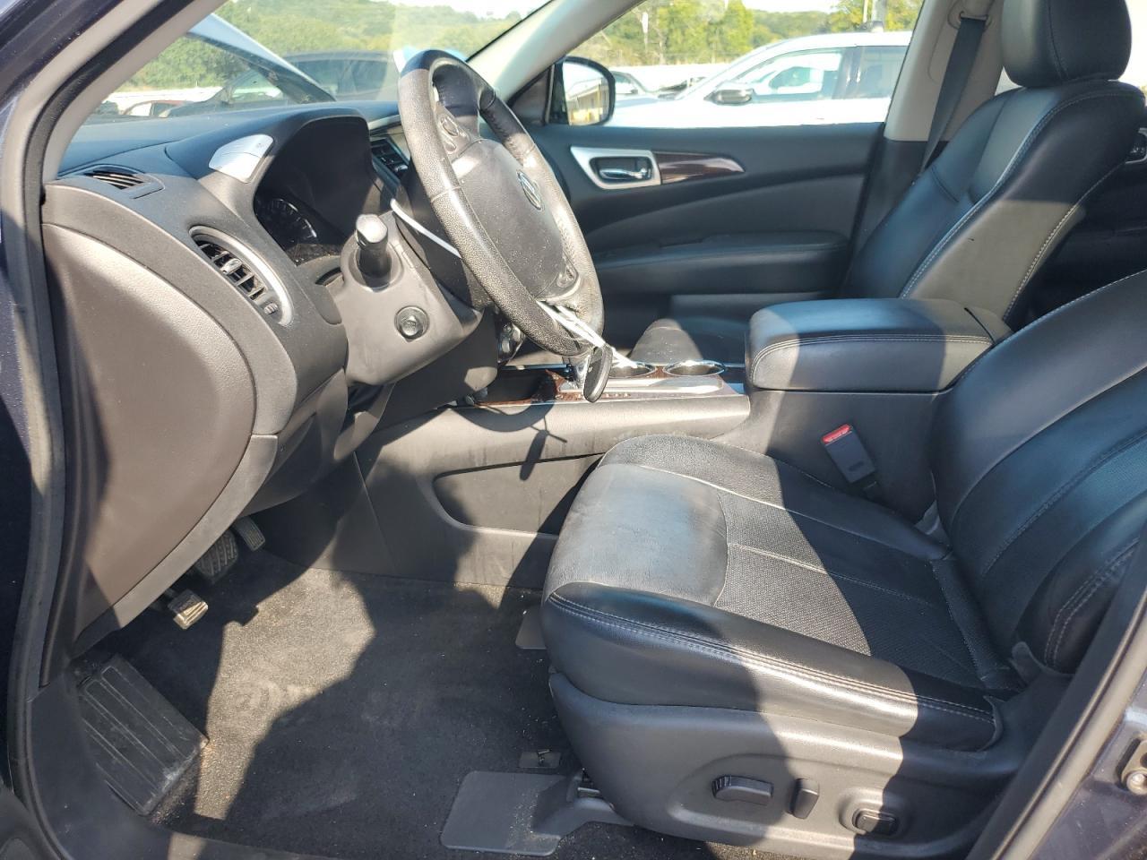 2015 Nissan Pathfinder S - Image 7