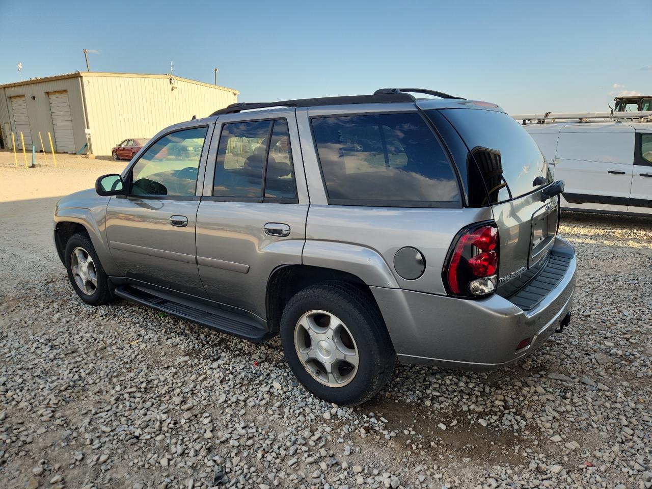 2008 Chevrolet Trailblazer Ls - Image 2