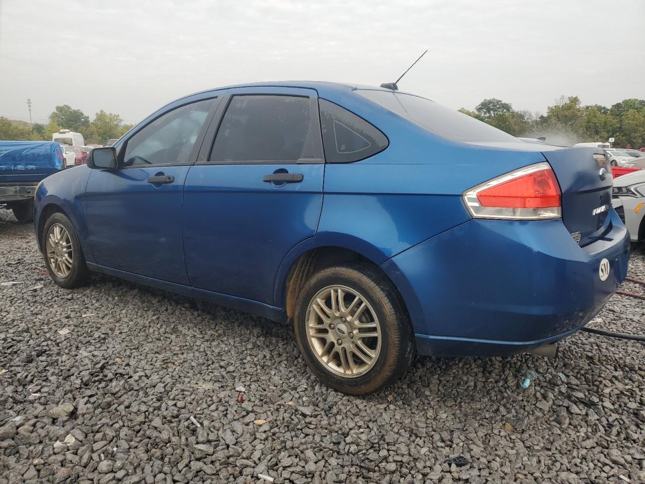 2009 Ford Focus Se - Image 2