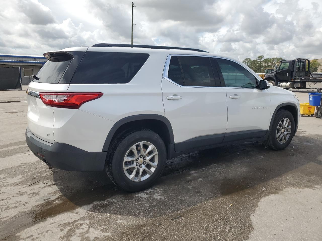 2019 Chevrolet Traverse Lt - Фото 3