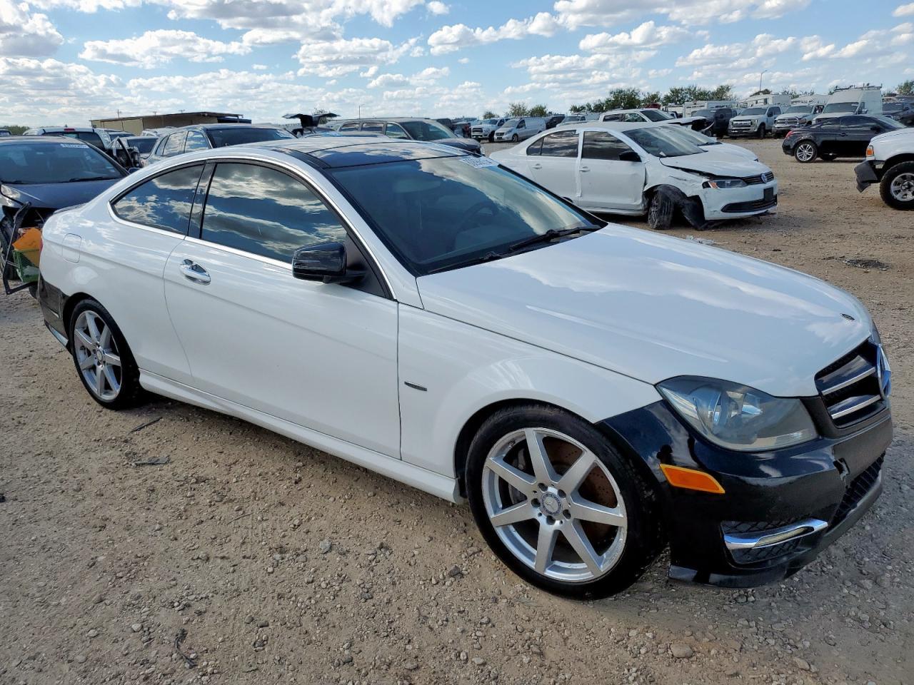 2013 Mercedes-Benz C 250 - Image 4
