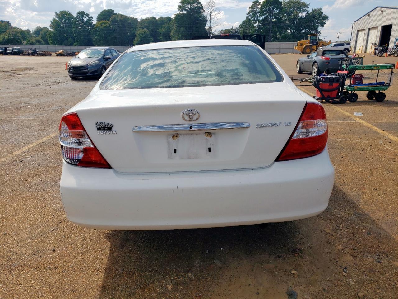 2004 Toyota Camry Le - Фото 6
