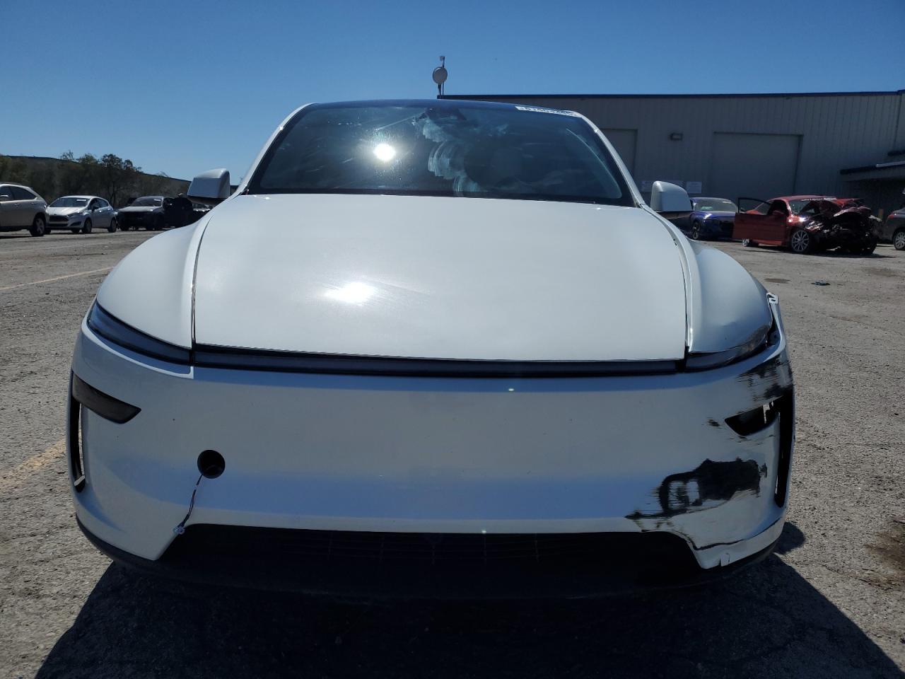 2026 Tesla Model Y - Image 5