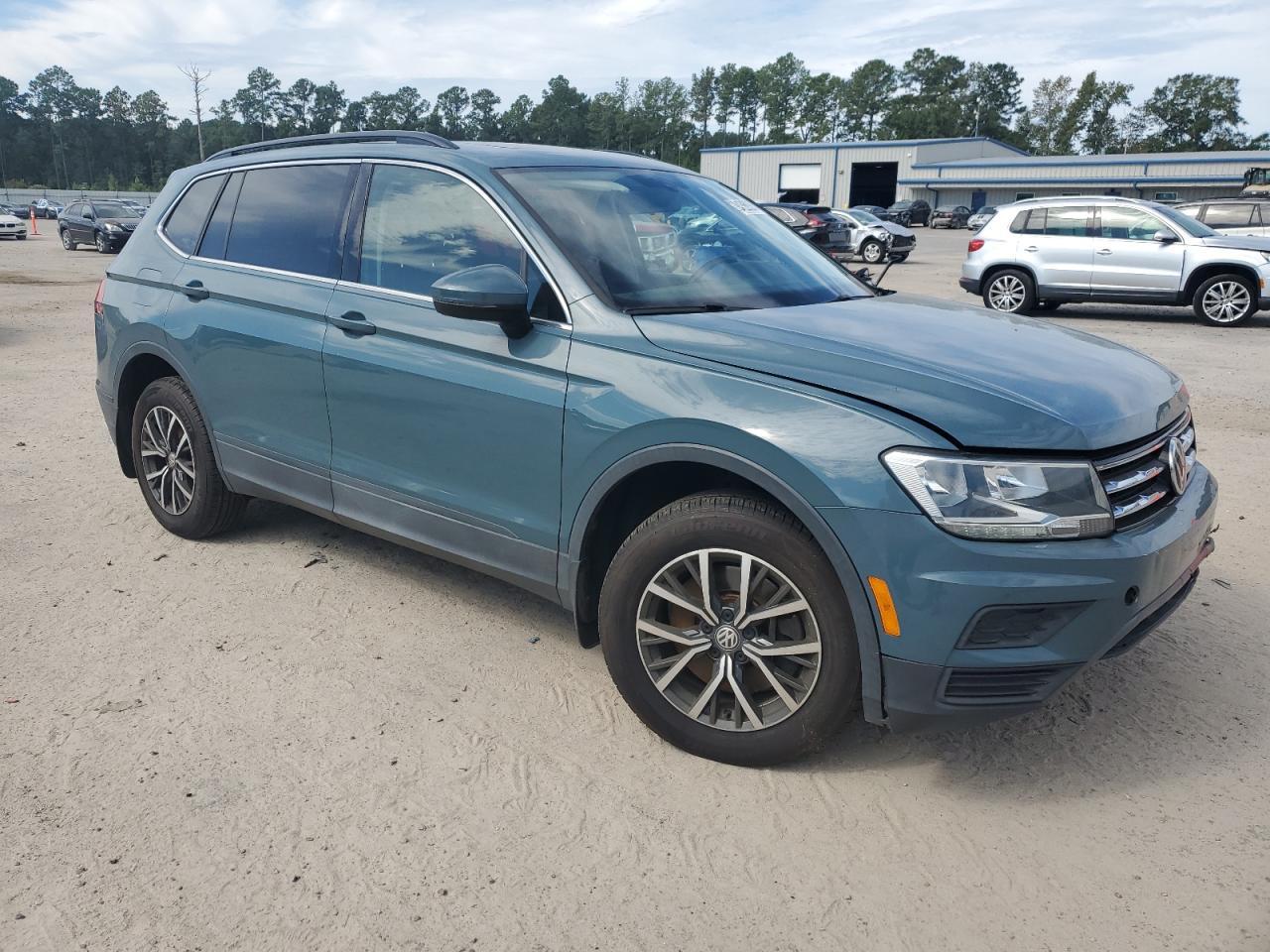 2019 Volkswagen Tiguan Se - Фото 4