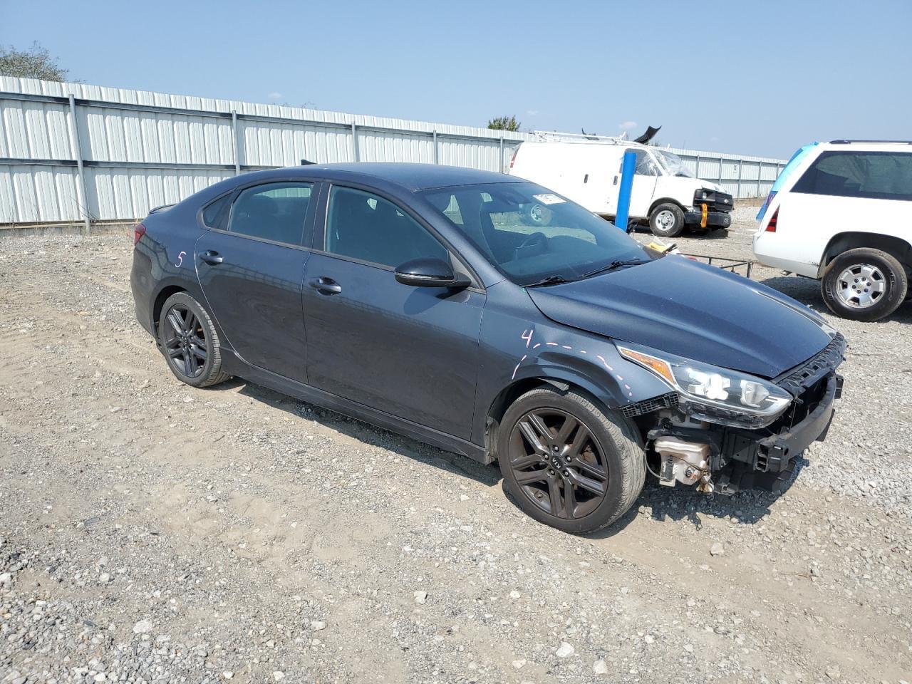2021 Kia Forte Gt Line - Фото 4