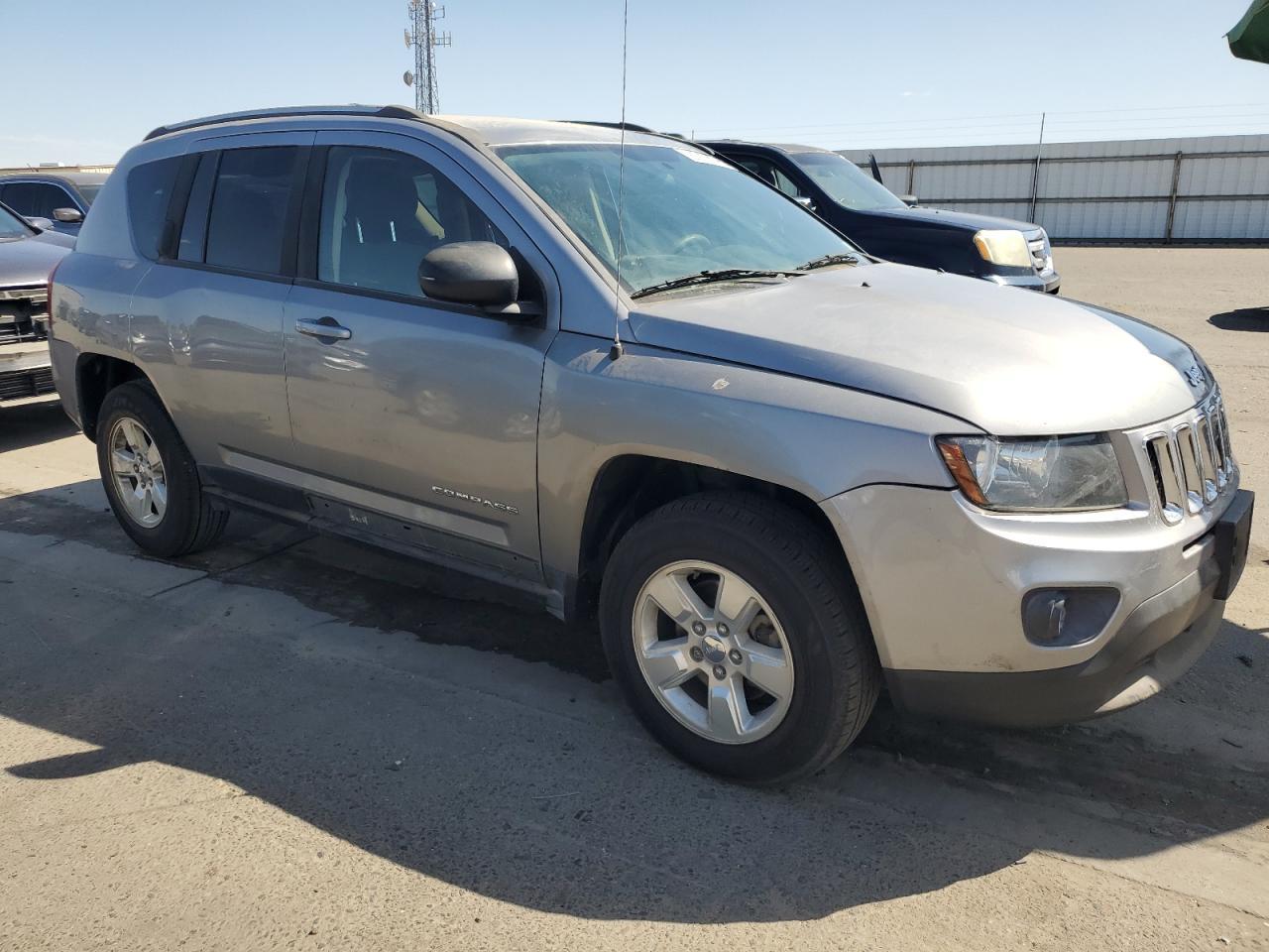 2015 Jeep Compass Sport - Фото 4
