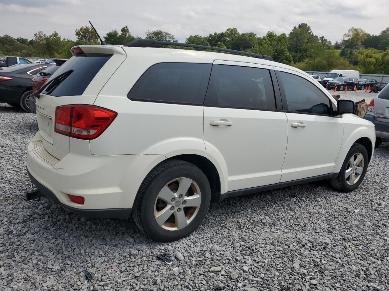 2011 Dodge Journey Mainstreet - Image 3