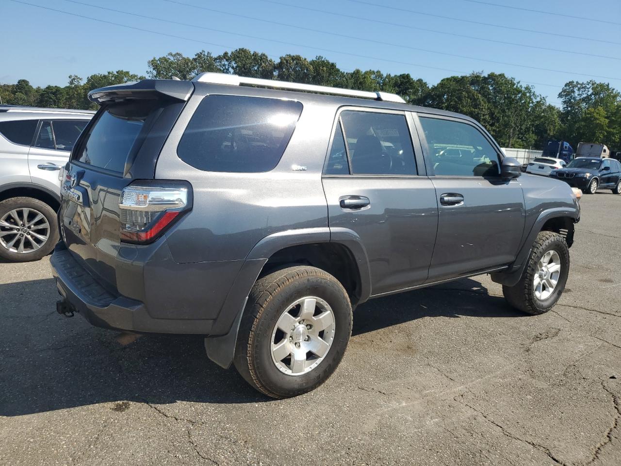 2015 Toyota 4Runner - Image 3
