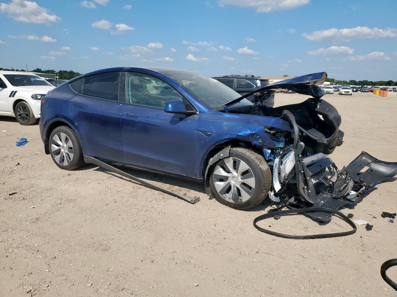 2023 Tesla Model Y - Image 4