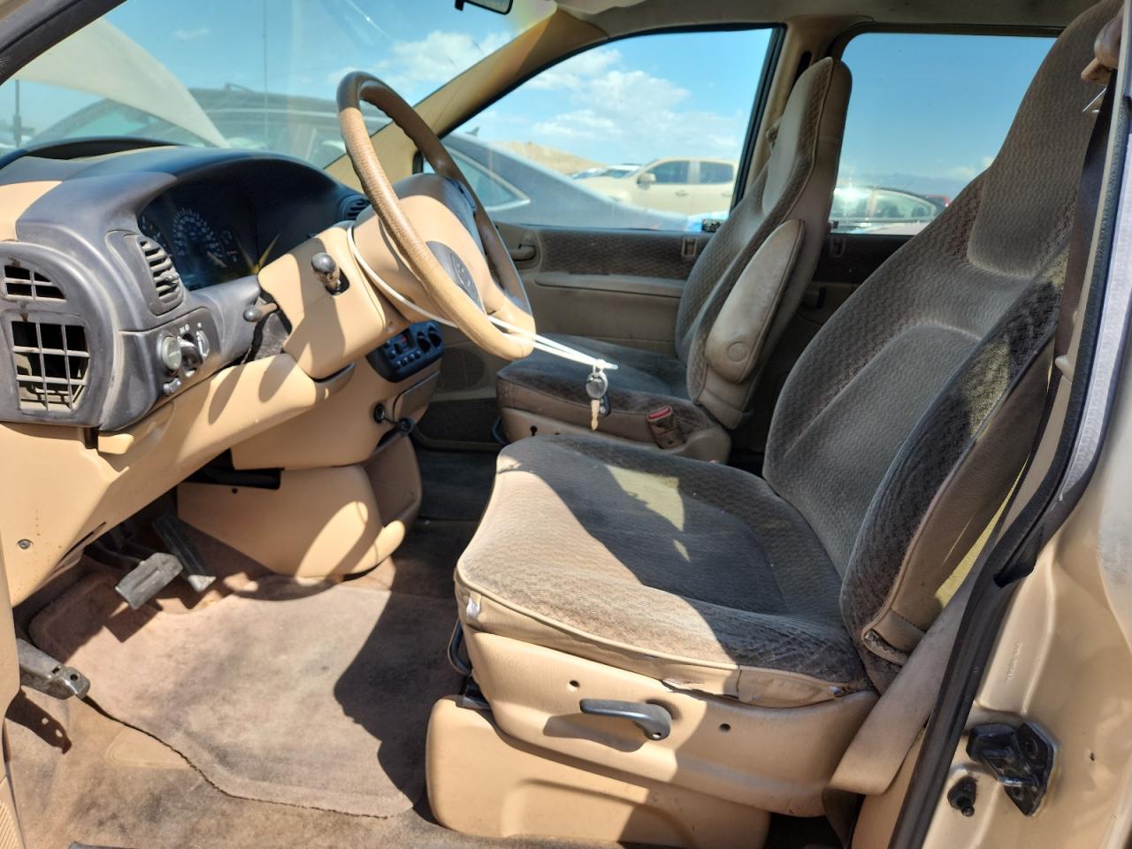 2000 Dodge Grand Caravan Se - Image 7