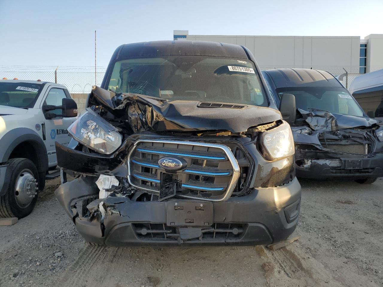 2023 Ford Transit T-350 - Image 5