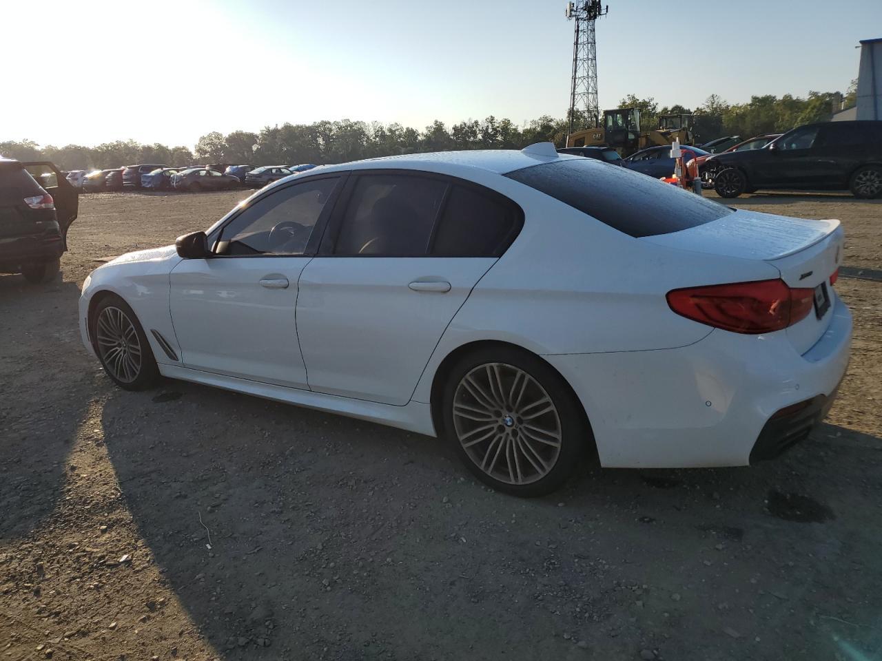 2019 BMW M550Xi - Фото 2