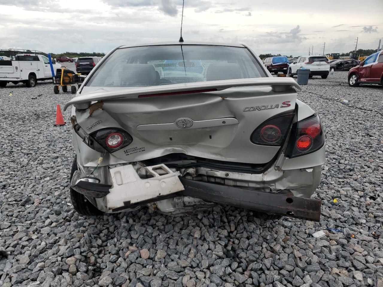 2004 Toyota Corolla S - Фото 6