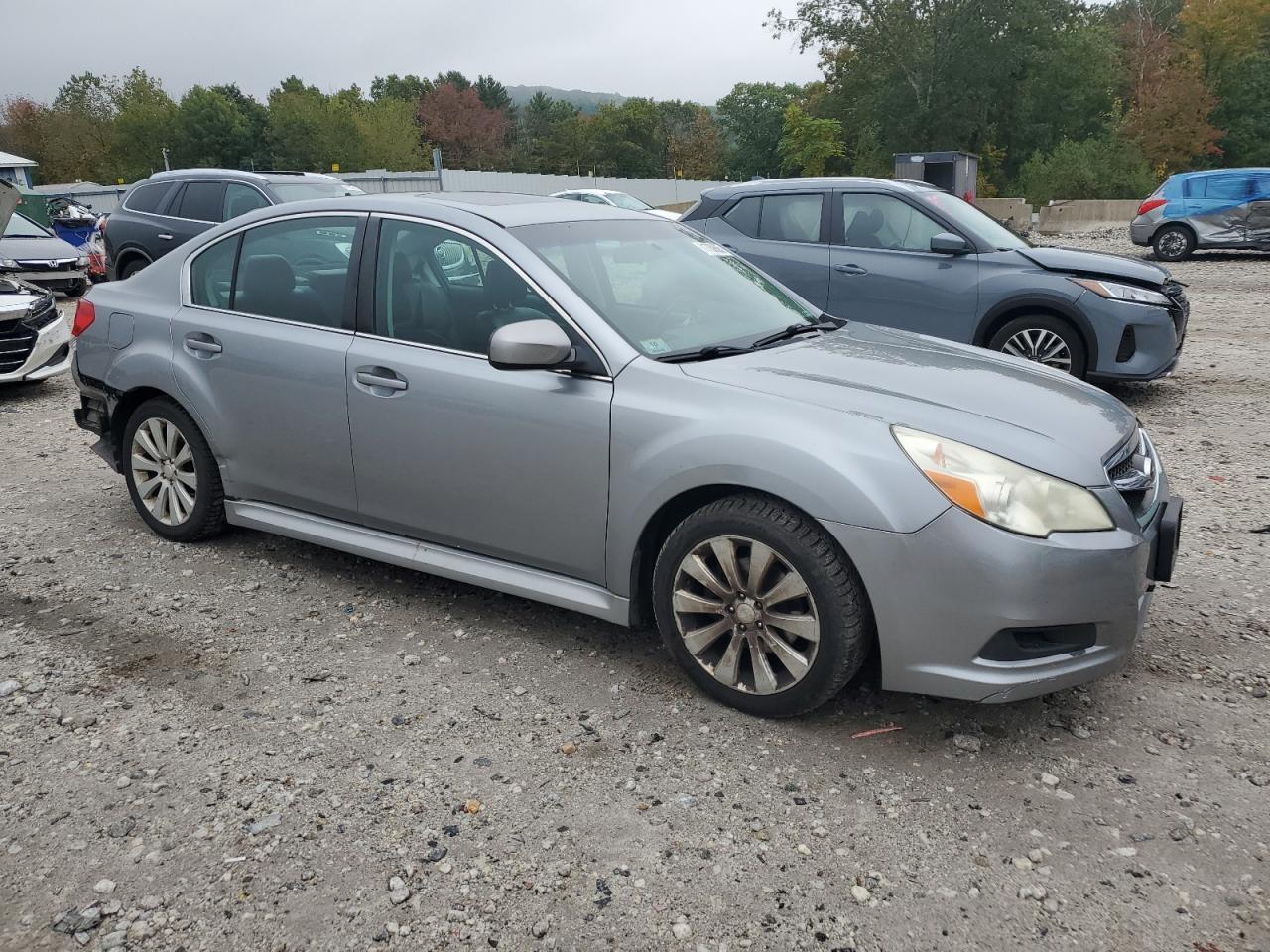 2011 Subaru Legacy 2.5I Limited - Фото 4