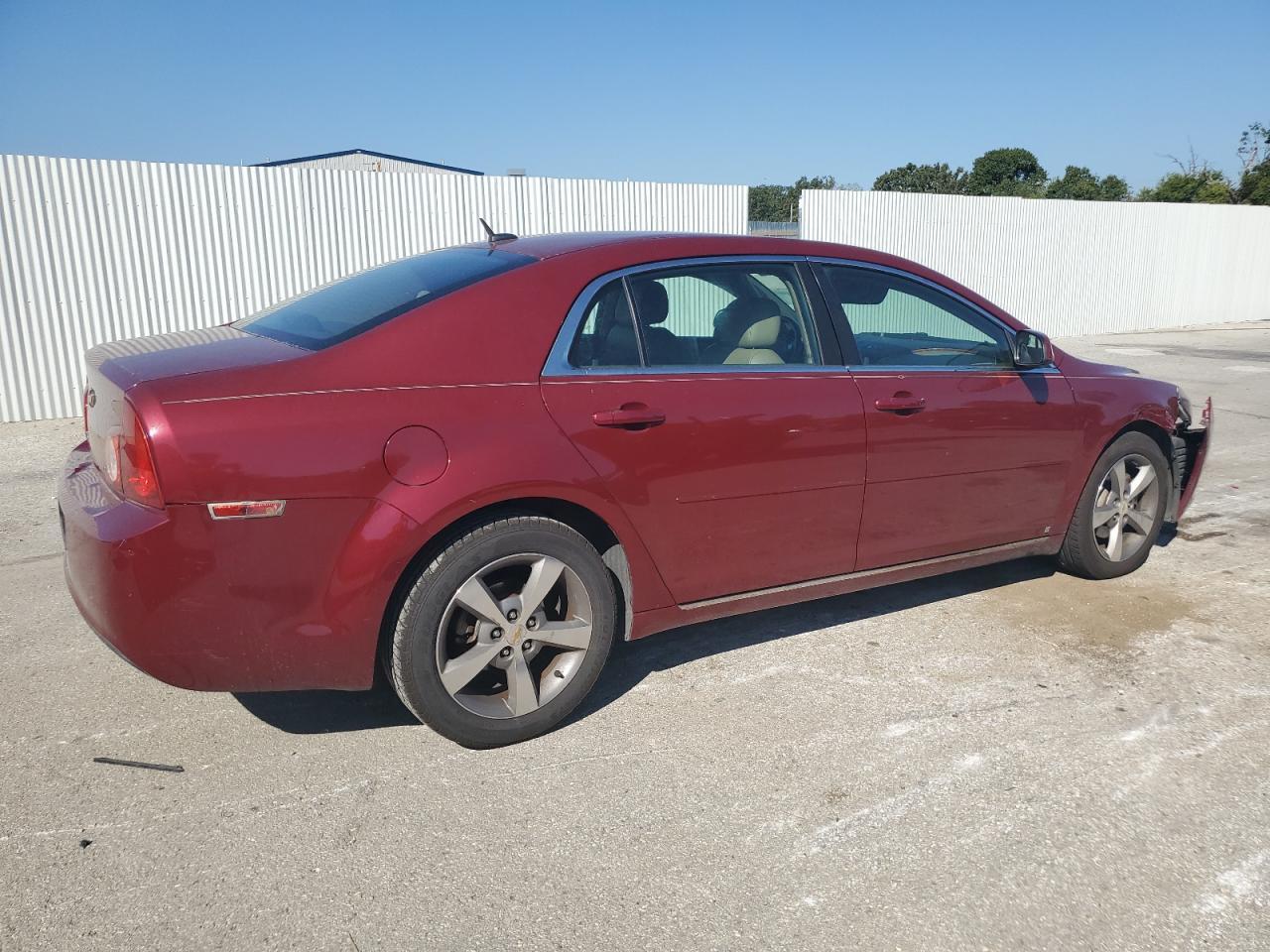2009 Chevrolet Malibu 2Lt - Image 3