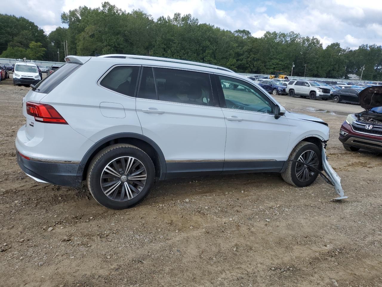 2018 Volkswagen Tiguan Se - Image 3
