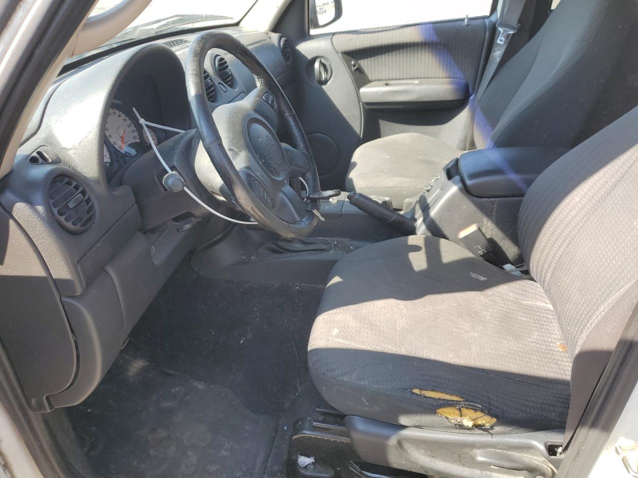 2002 Jeep Liberty Sport - Image 7