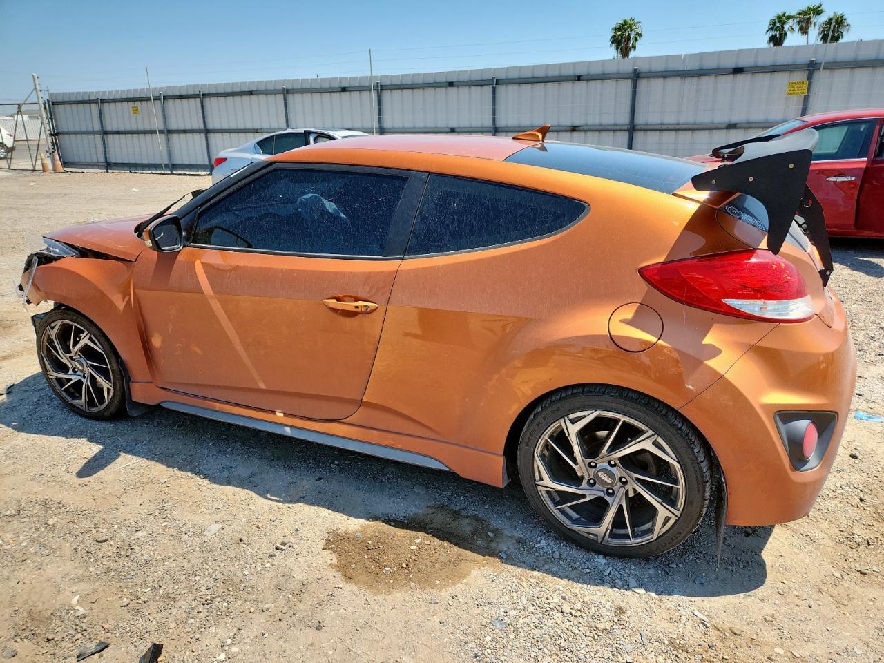 2016 Hyundai Veloster Turbo - Image 2
