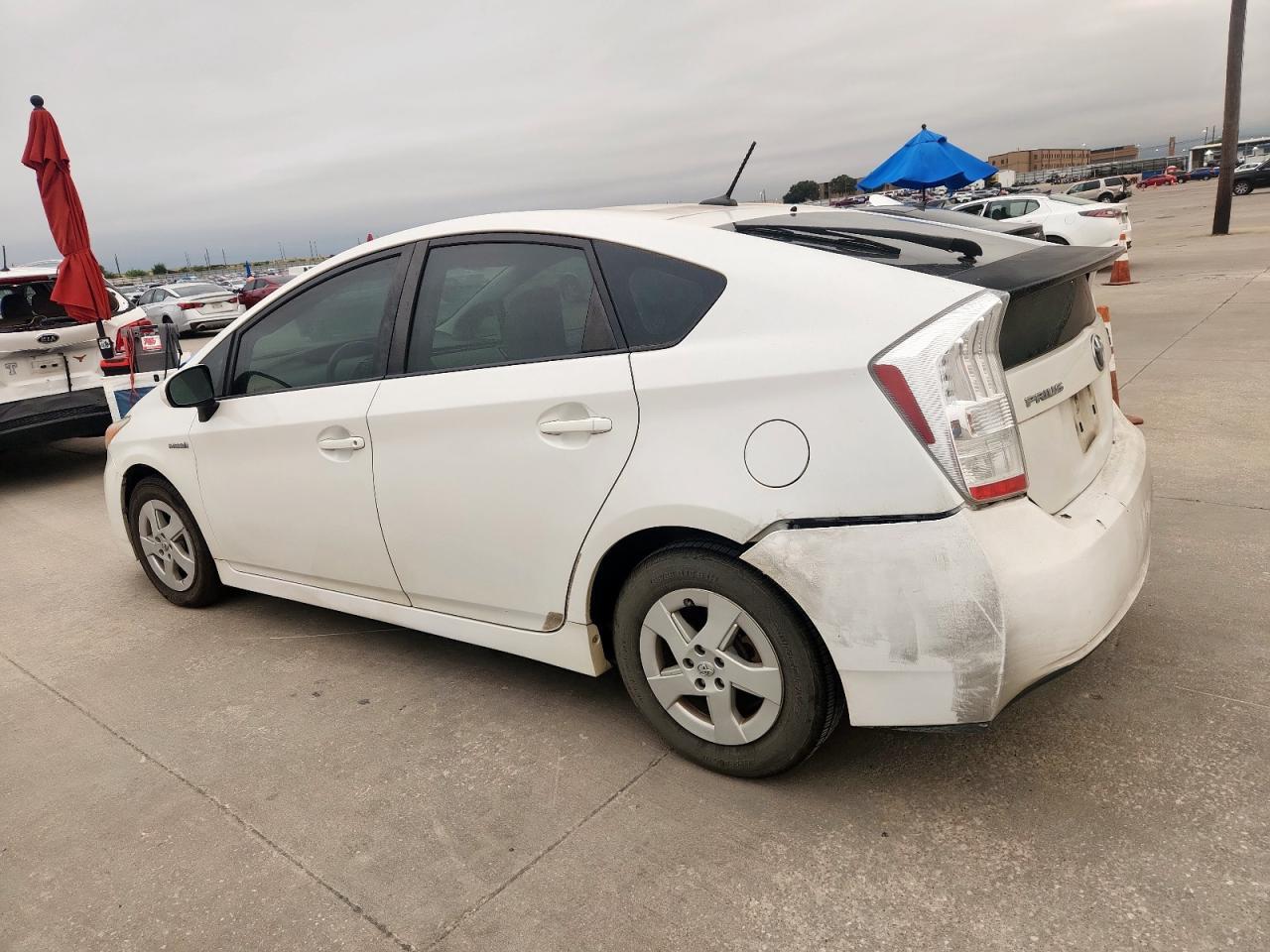 2011 Toyota Prius Two - Фото 2