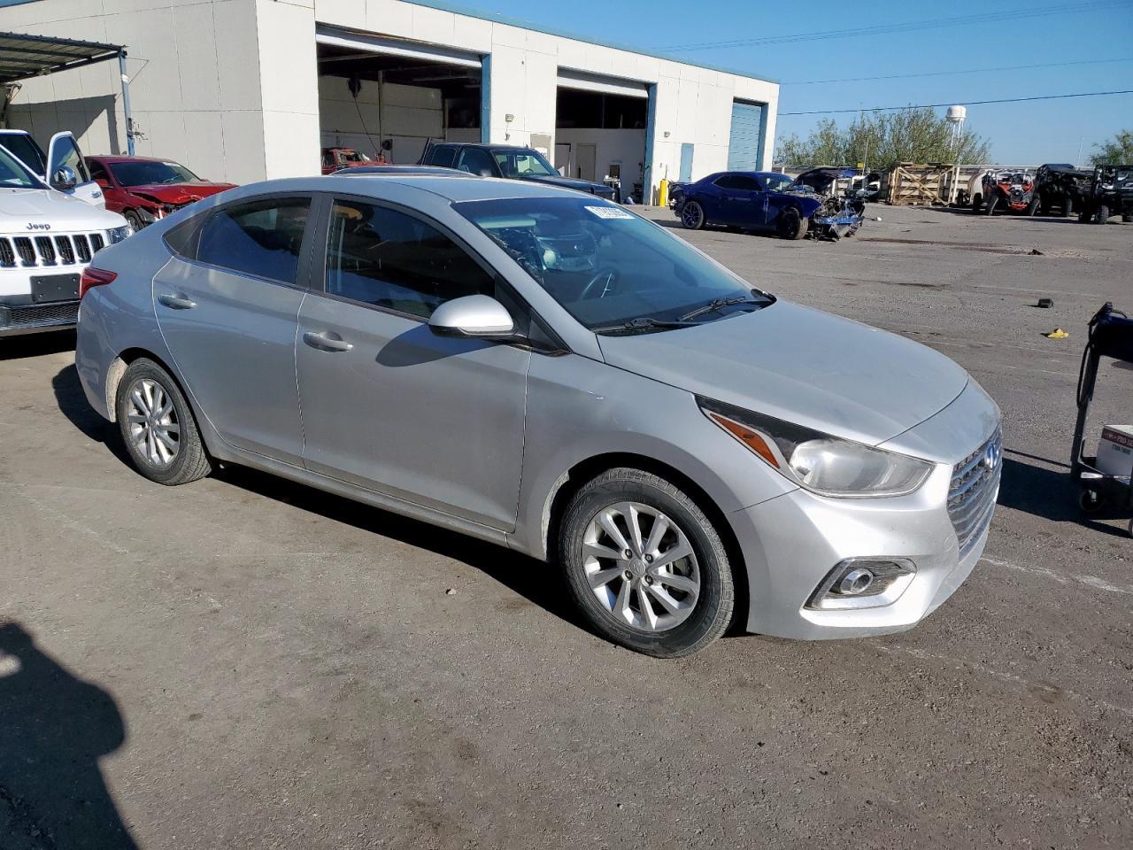 2019 Hyundai Accent Se - Фото 4