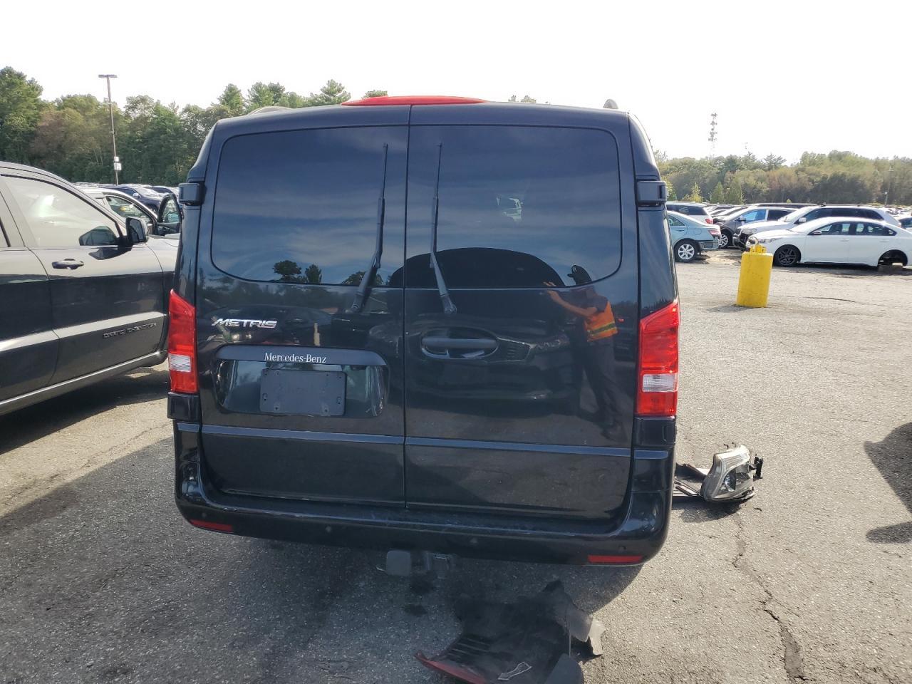 2023 Mercedes-Benz Metris - Фото 6