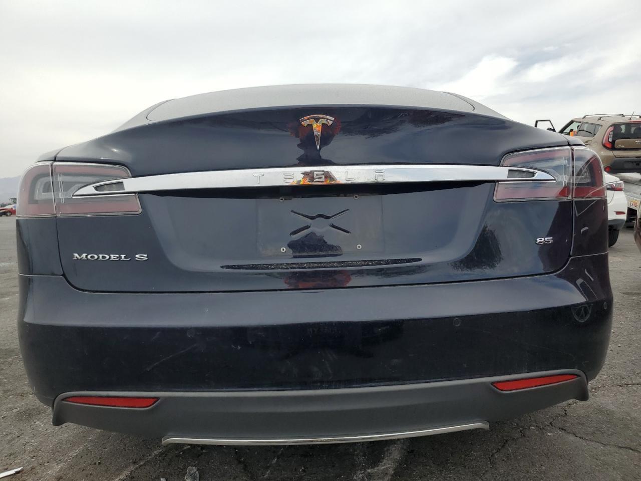 2014 Tesla Model S - Фото 6