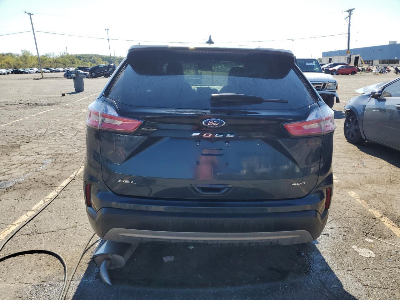 2024 Ford Edge Sel - Image 6