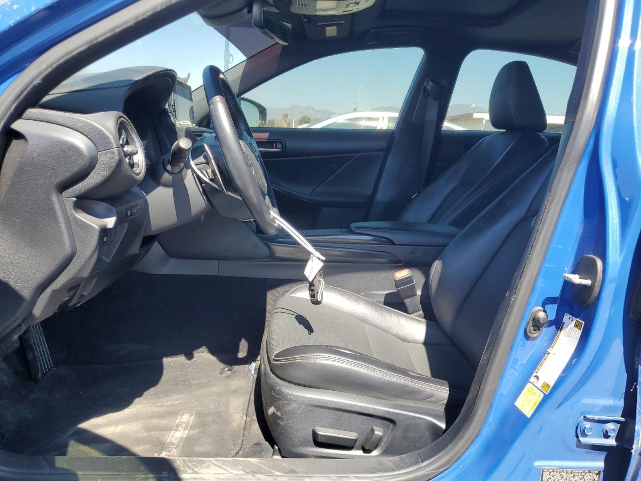 2021 Lexus Is 300 - Фото 7