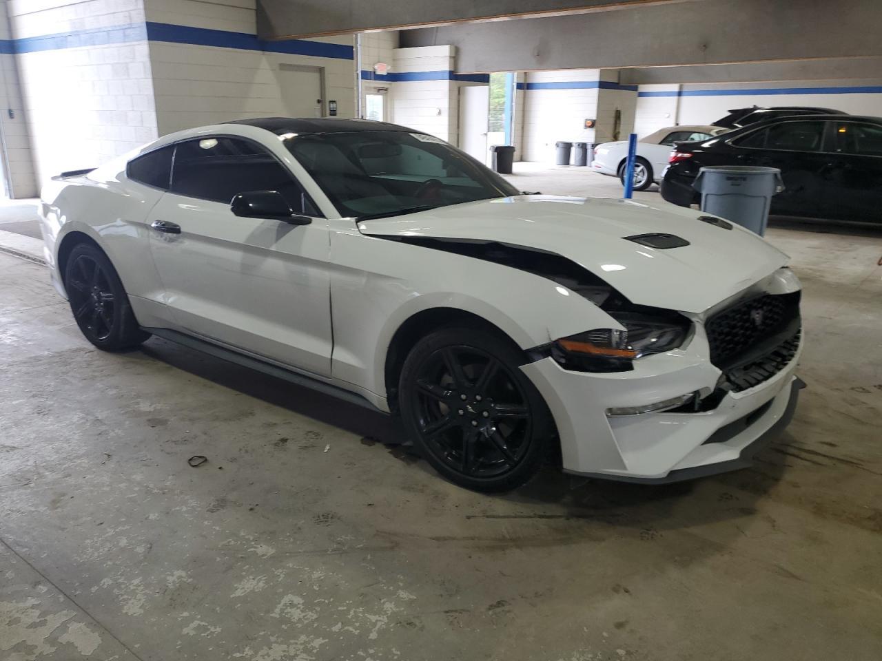 2019 Ford Mustang - Фото 4