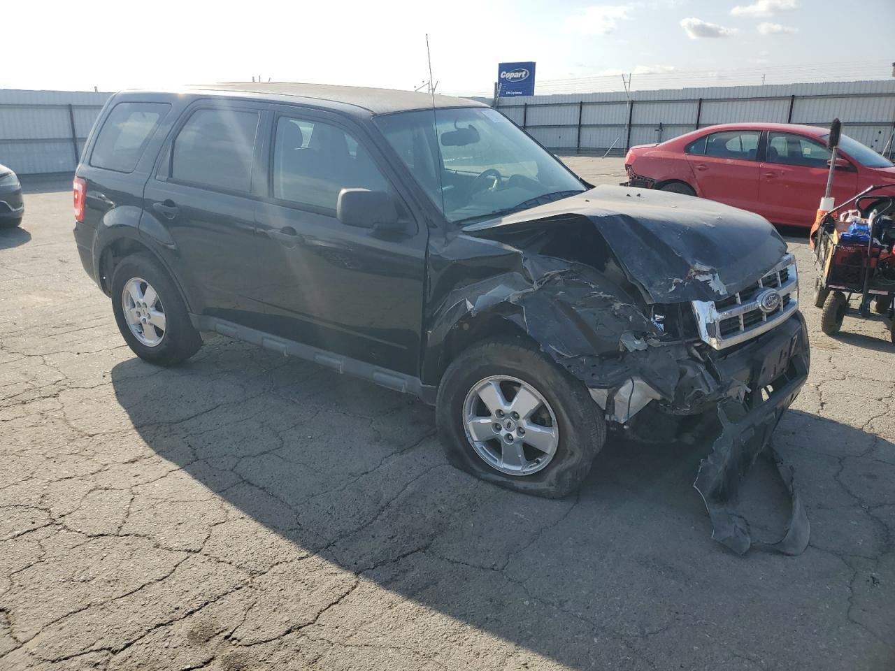 2011 Ford Escape Xls - Image 4