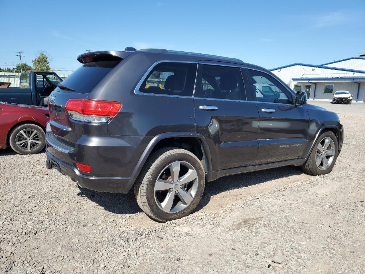 2014 Jeep Grand Cherokee Overland - Image 3