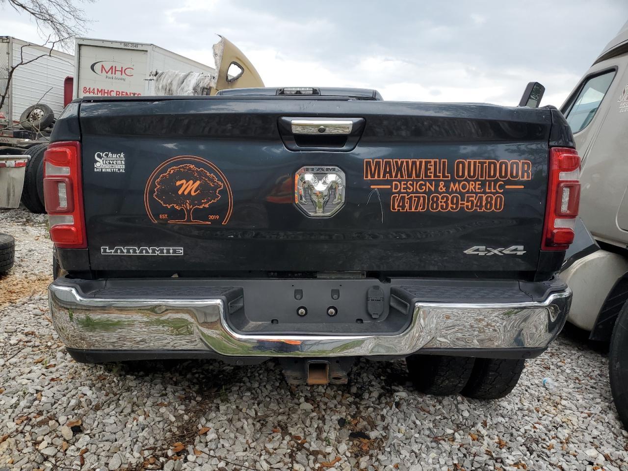 2019 Ram 3500 Laramie - Image 6