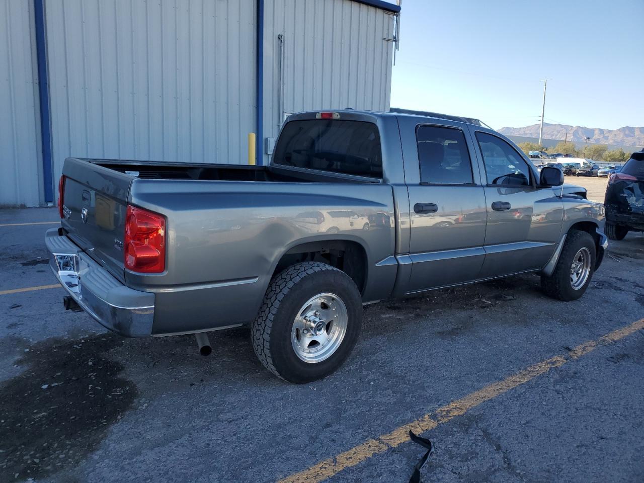 2006 Dodge Dakota Quad Slt - Фото 3
