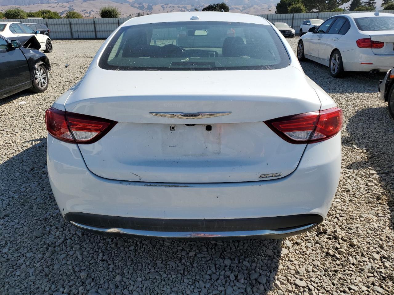 2016 Chrysler 200 Limited - Фото 6