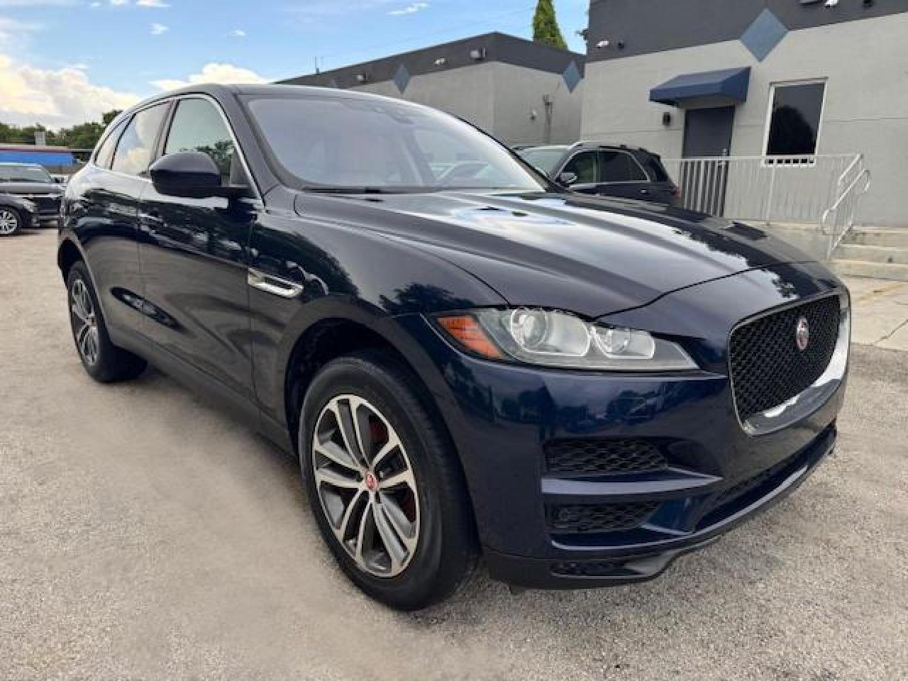 2020 Jaguar F-Pace Premium - Image 4