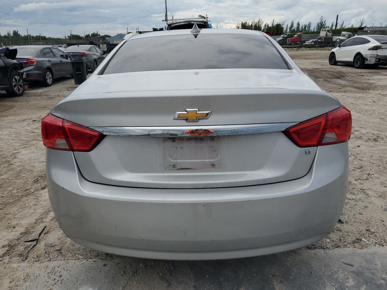 2017 Chevrolet Impala Lt - Фото 6