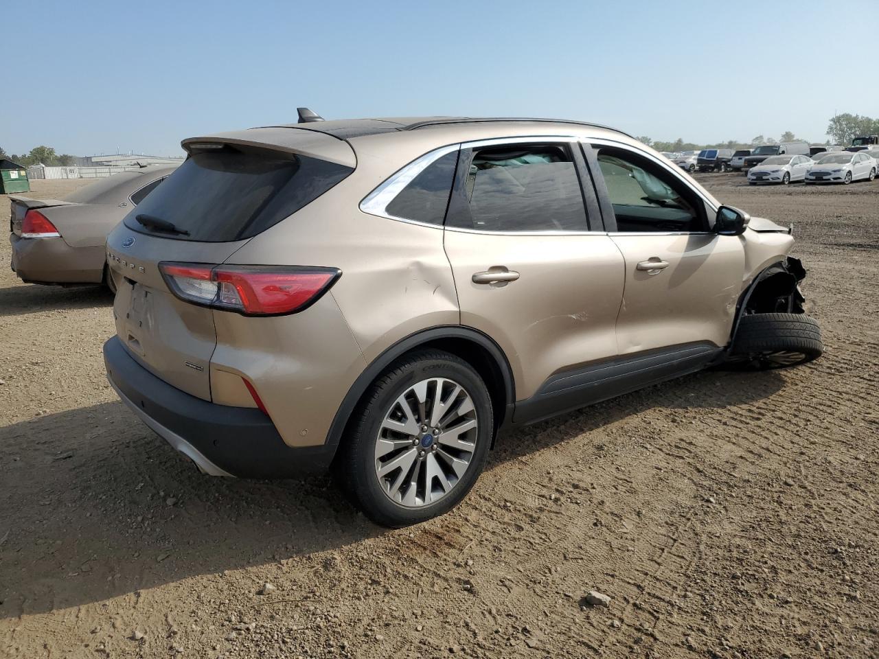 2020 Ford Escape Titanium - Image 3