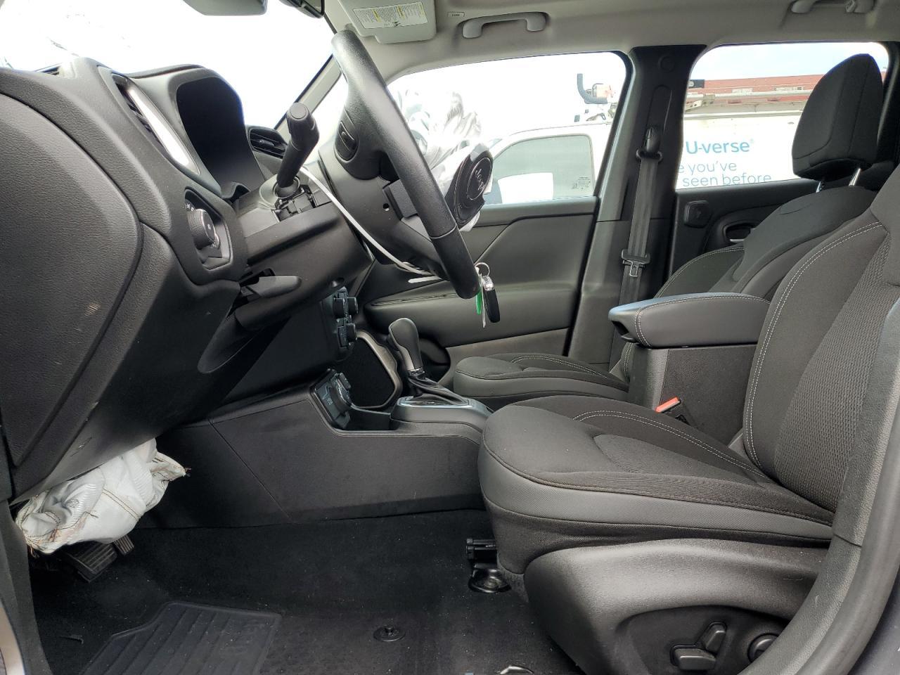 2023 Jeep Renegade Latitude - Фото 7