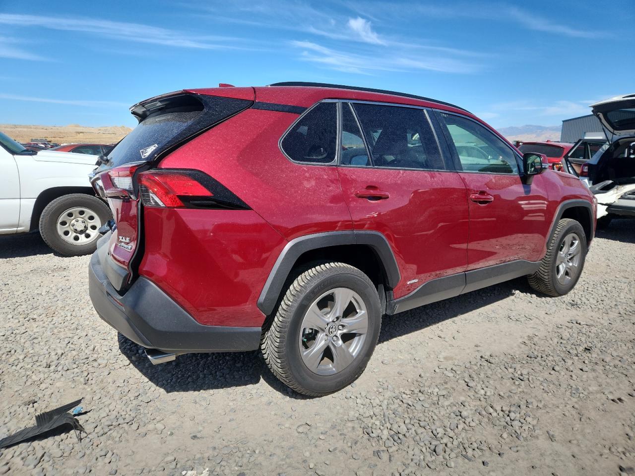 2023 Toyota Rav4 Hybrid Xle - Image 3