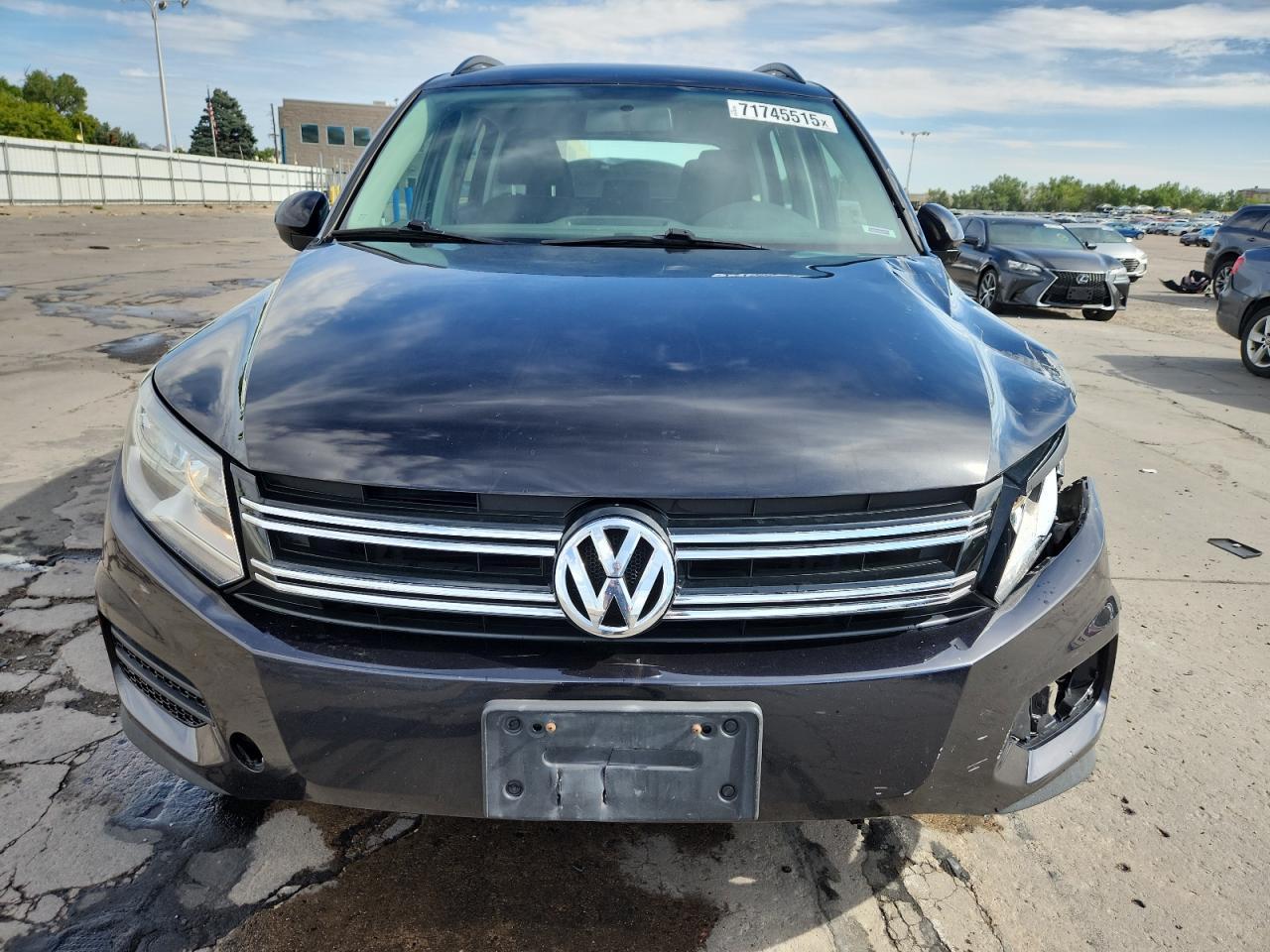2017 Volkswagen Tiguan S - Image 5