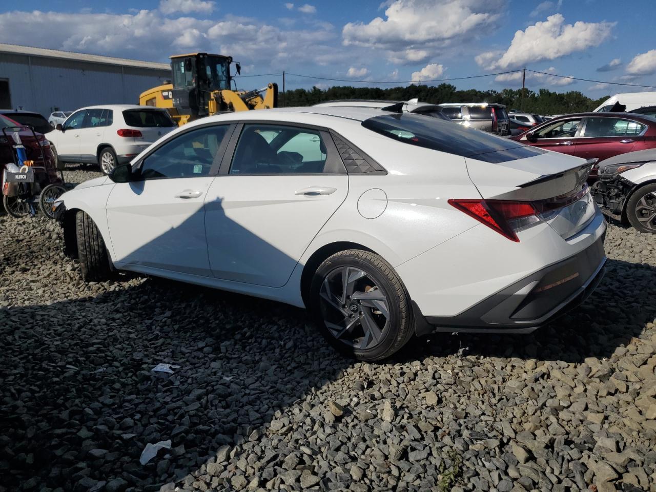 2025 Hyundai Elantra Sel Sport - Фото 2