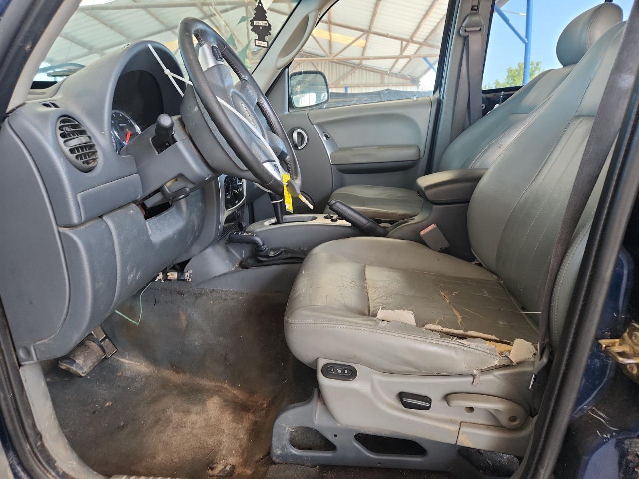 2005 Jeep Liberty Limited - Image 7