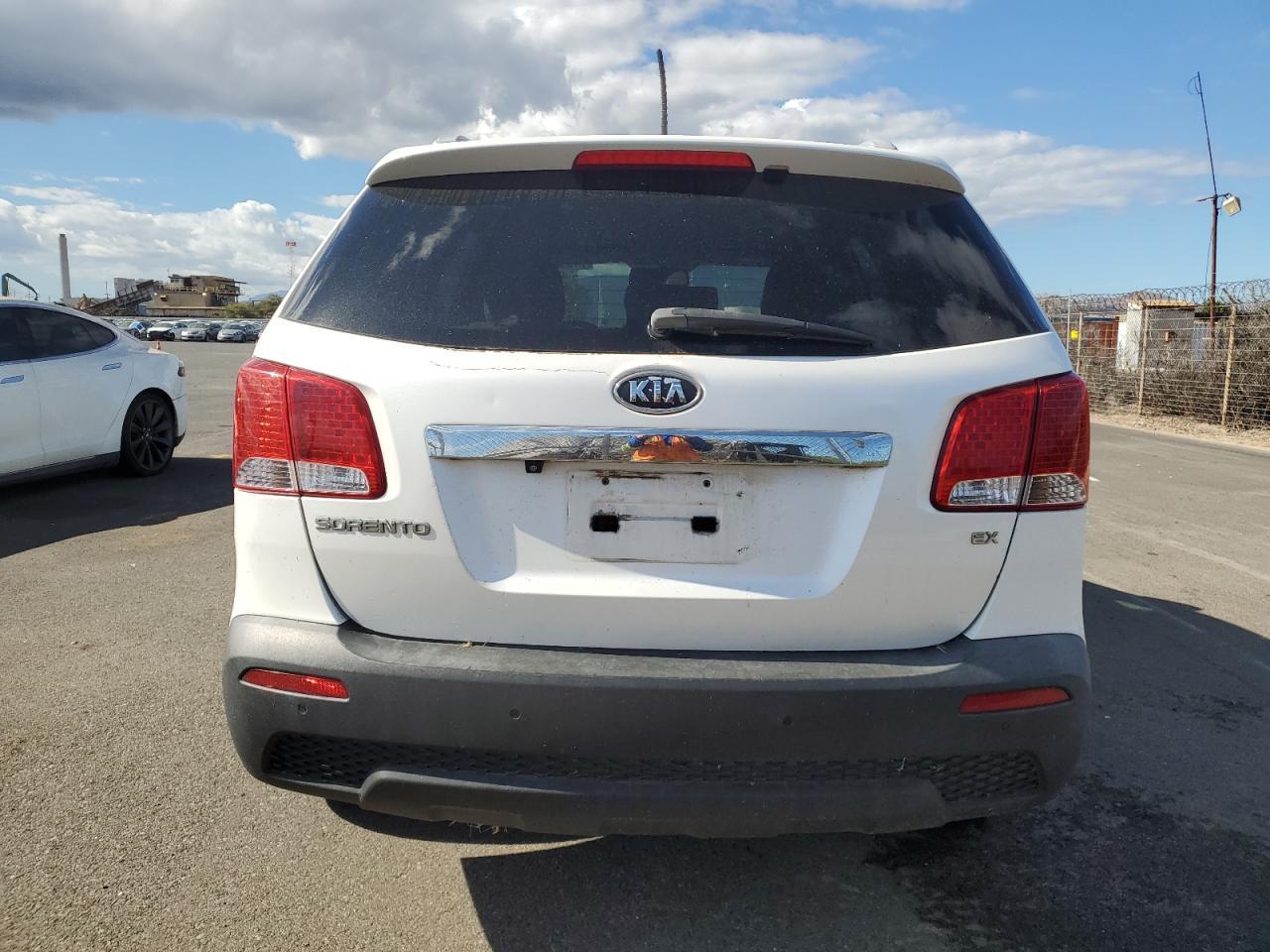 2011 Kia Sorento Ex - Image 6