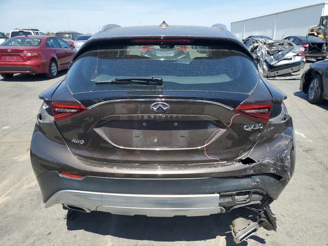 2017 Infiniti Qx30 Base - Фото 6