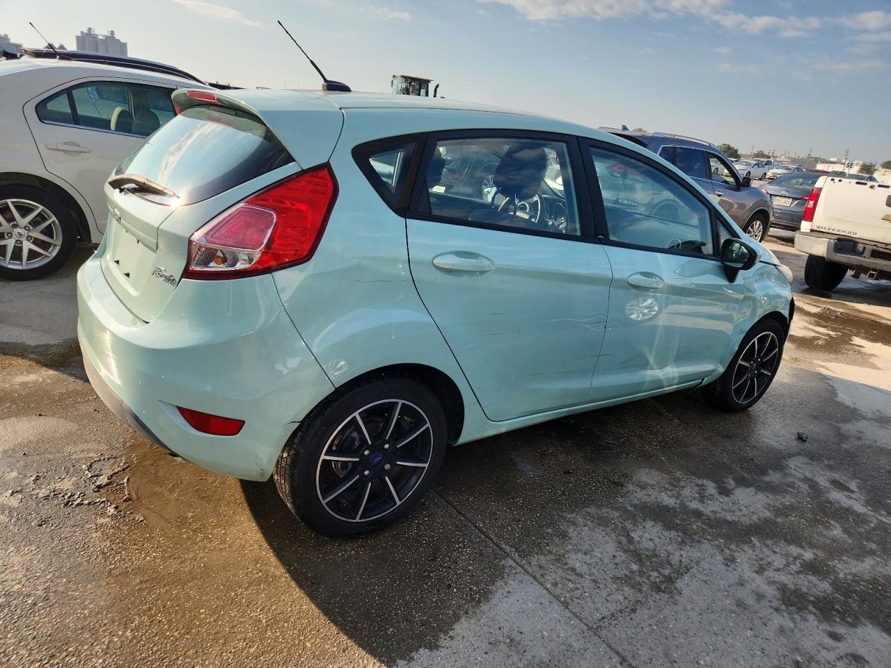 2017 Ford Fiesta Se - Image 3