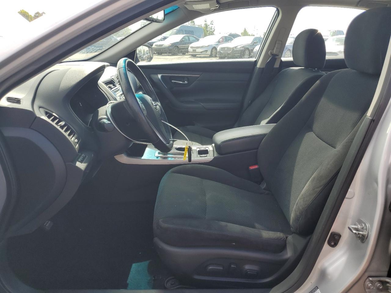2015 Nissan Altima 2.5 - Image 7