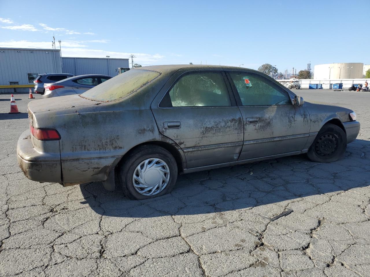 1997 Toyota Camry Ce - Фото 3
