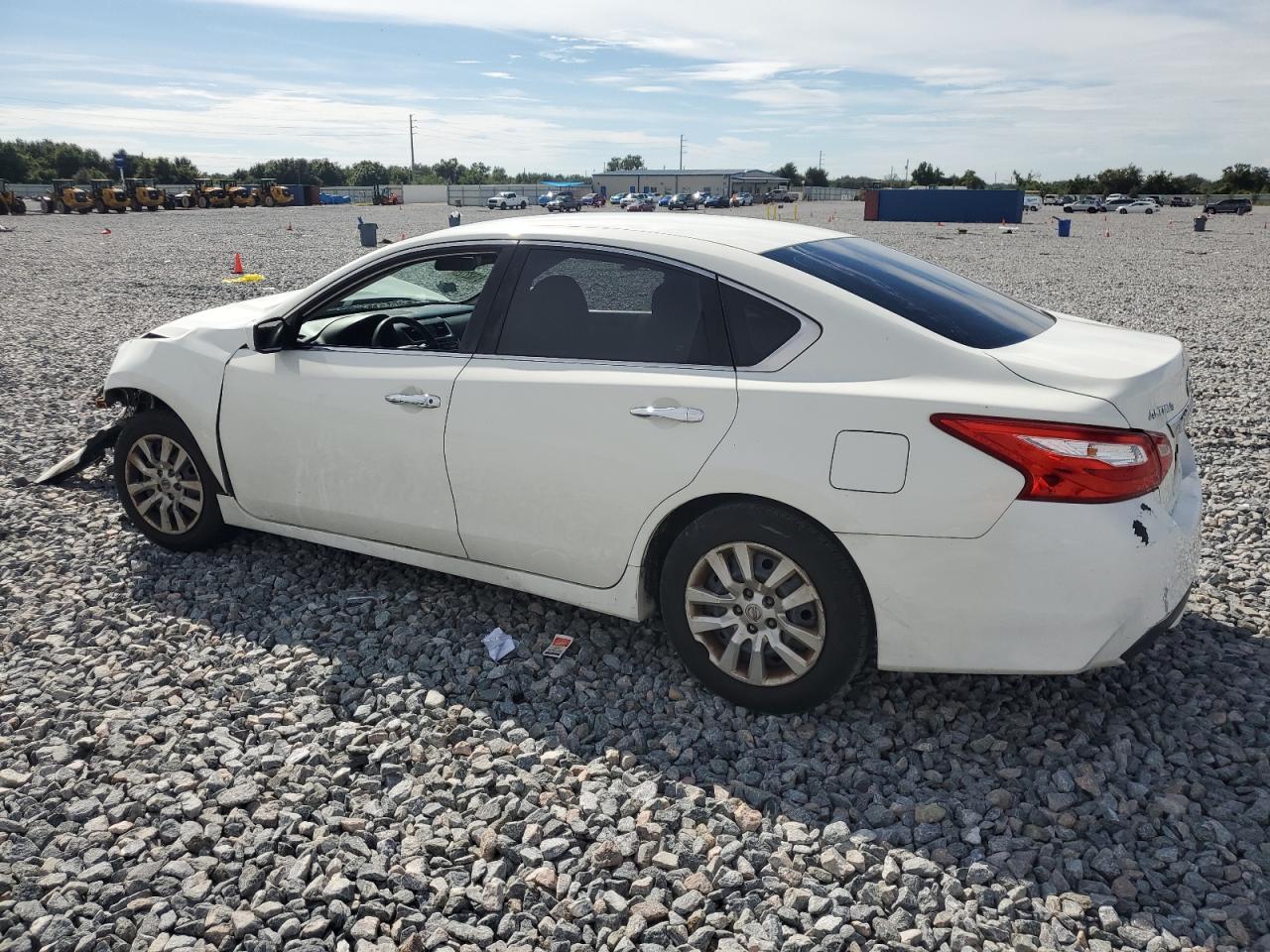 2016 Nissan Altima 2.5 - Фото 2