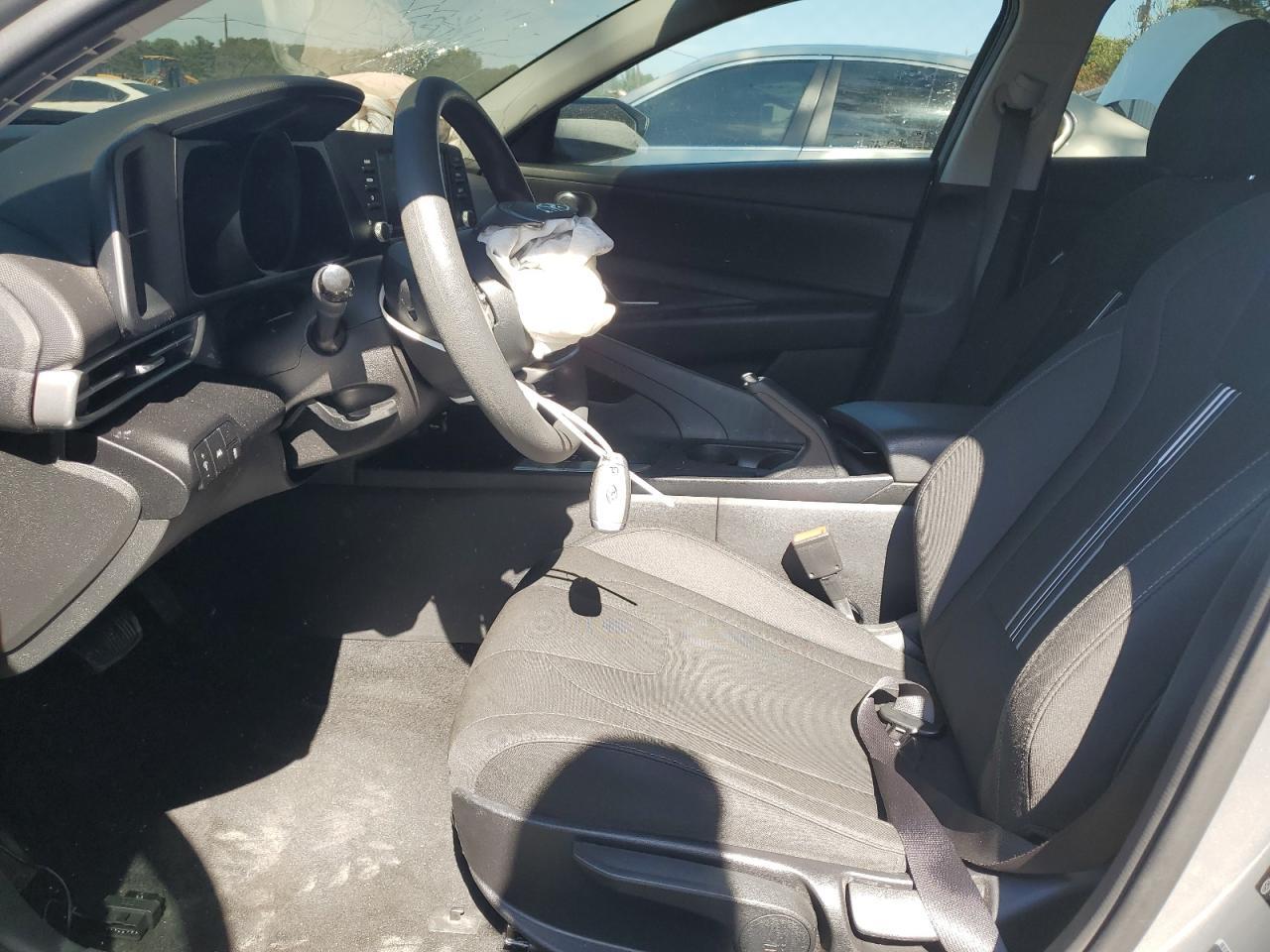 2021 Hyundai Elantra Sel - Фото 7