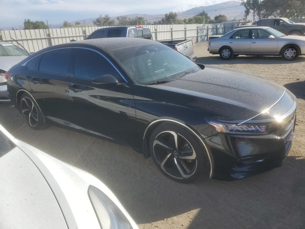 2018 Honda Accord Sport - Image 4